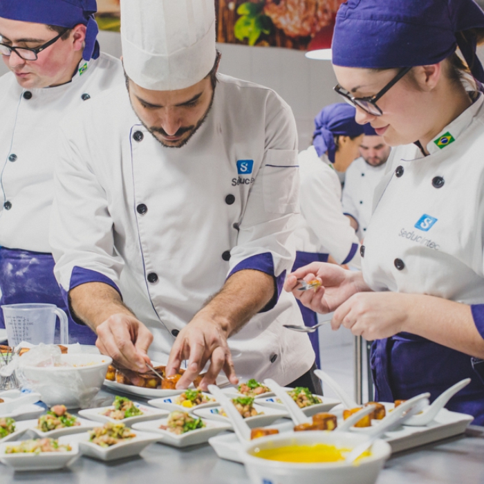 CURSO ON-LINE DE CHEF DE COZINHA